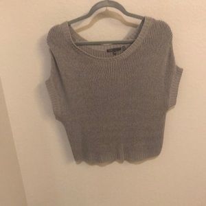 Vince cropped gray knit short sleeve sweater